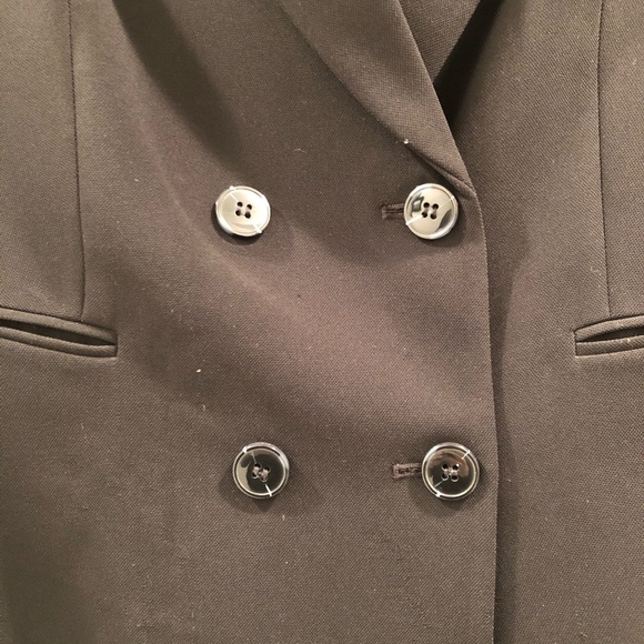 Cross-button Blazer - Picture 3 of 5